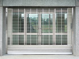 Cách Khắc Phục Sự Cố Khi Sử Dụng Cửa Cuốn Khe Thoáng