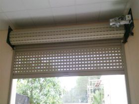 Đảm Bảo An Ninh Cho Hệ Thống Cửa Cuốn Trong Những Ngày Tết