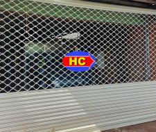 Cửa cuốn mắc võng